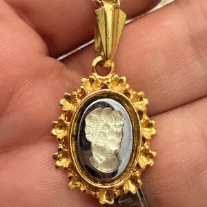 Vintage Victorian Cameo Pendant Necklace Hematite Glass Gold Ornate Frame